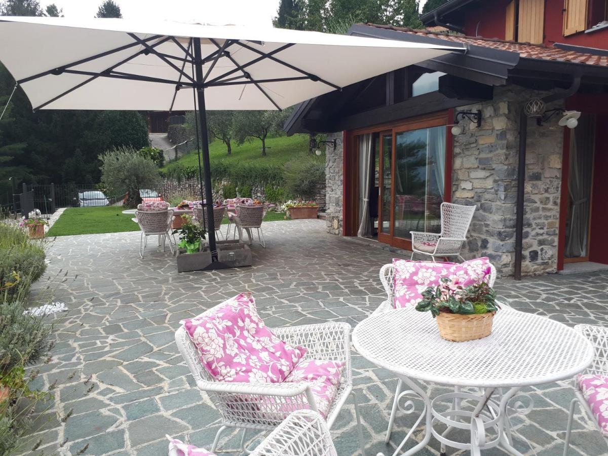 Villa Silvi piscina sauna e hot tub Perledo Esterno foto